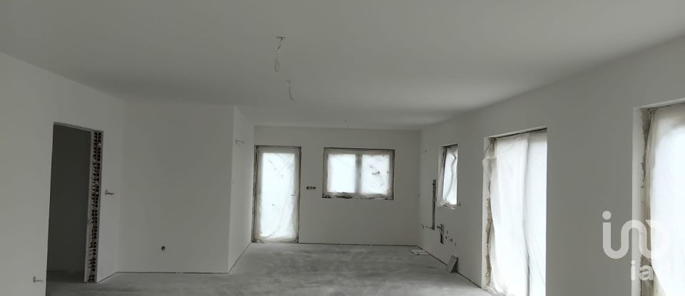 House T3 in Santo André de Vagos of 208 m²