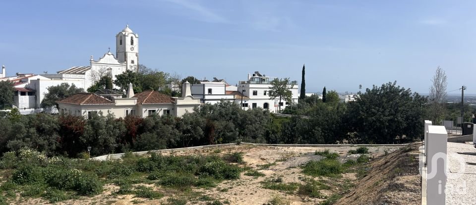 Terrain à bâtir à Santa Bárbara de Nexe de 576 m²