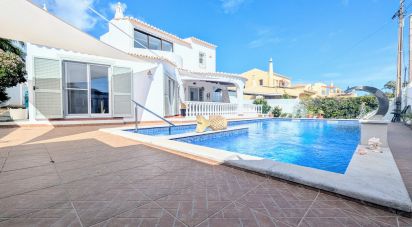 Maison T3 à Lagoa e Carvoeiro de 240 m²