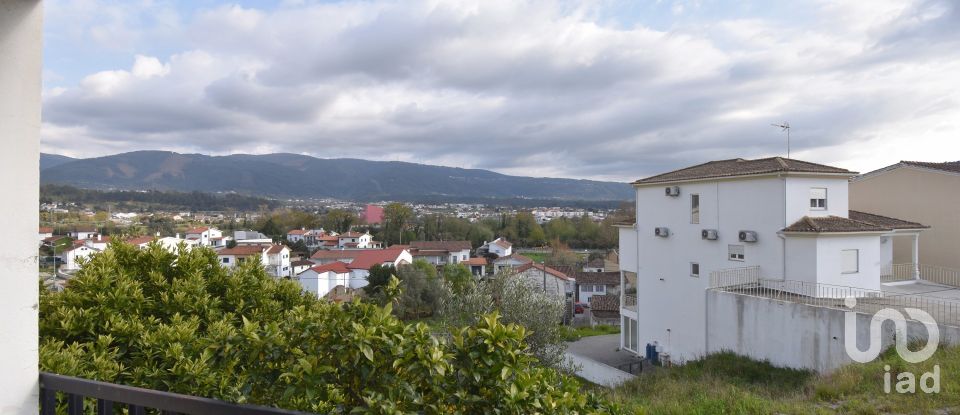 Maison traditionnelle T4 à Miranda do Corvo de 385 m²