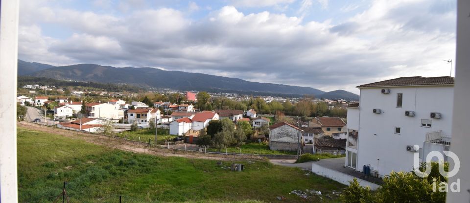 Maison traditionnelle T4 à Miranda do Corvo de 385 m²