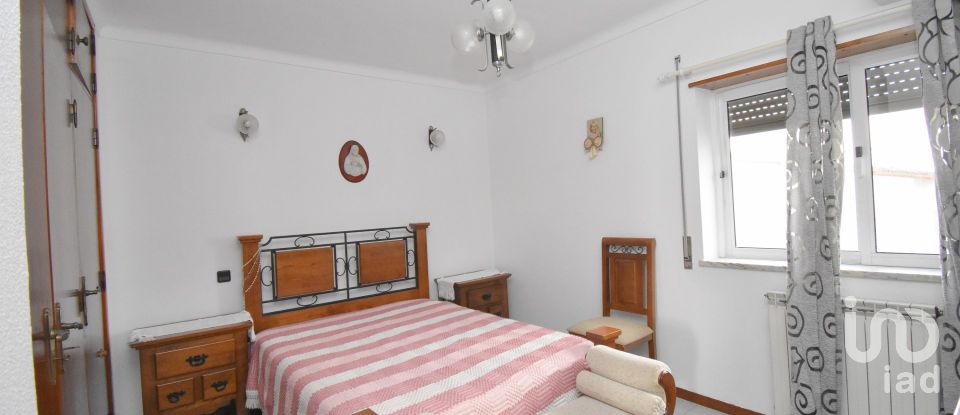 Maison traditionnelle T4 à Miranda do Corvo de 385 m²