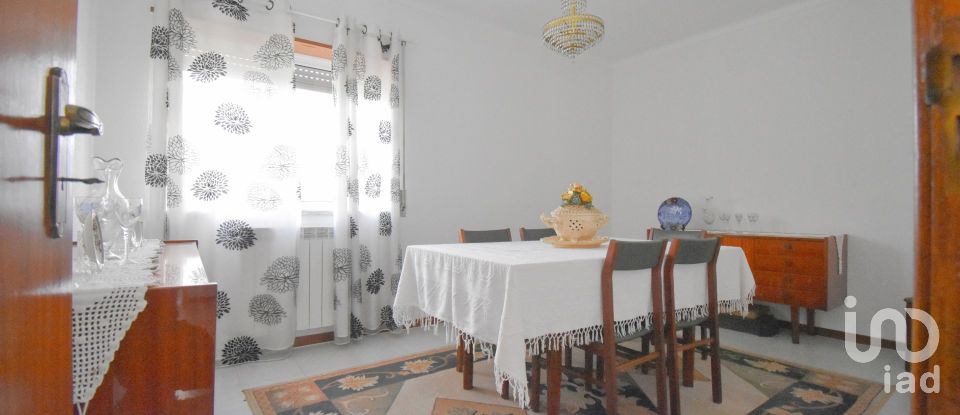 Maison traditionnelle T4 à Miranda do Corvo de 385 m²