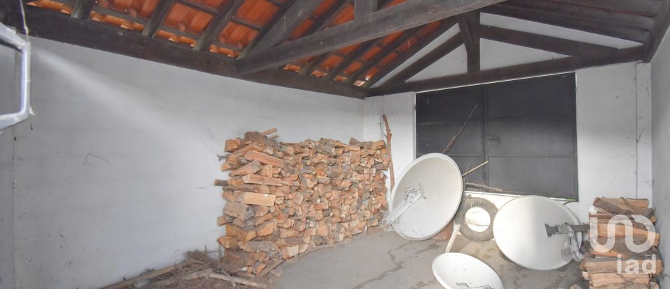 Maison traditionnelle T4 à Miranda do Corvo de 385 m²