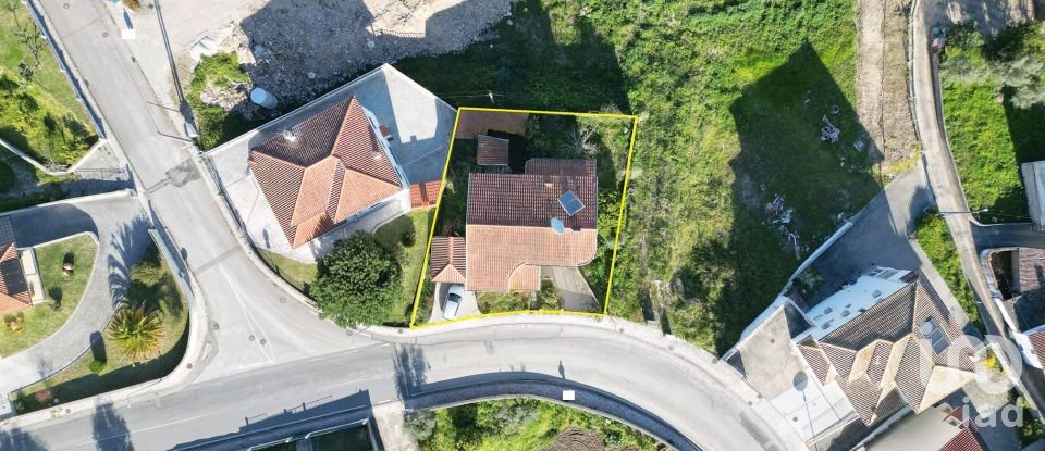 Maison traditionnelle T4 à Miranda do Corvo de 385 m²