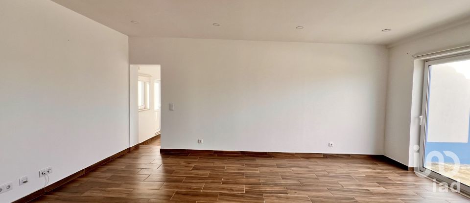 Maison T2 à Santo Isidoro de 123 m²
