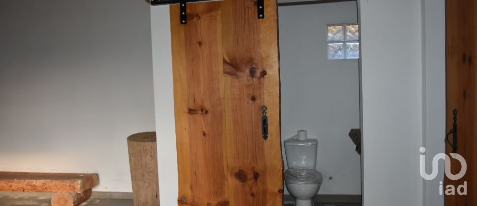 Moradia T5 em Igreja Nova do Sobral de 240 m²