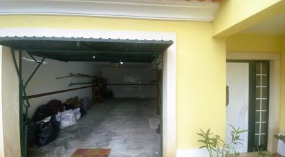 Maison T4 à Carvoeira e Carmões de 151 m²