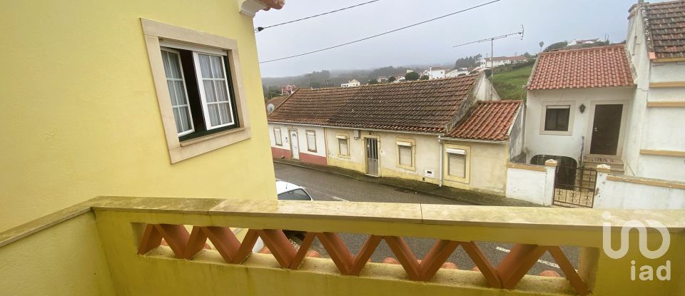 Maison T4 à Carvoeira e Carmões de 151 m²