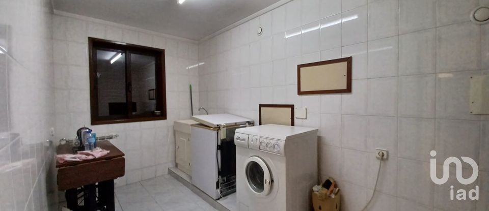 Moradia T4 em São Mamede de Infesta e Senhora da Hora de 252 m²