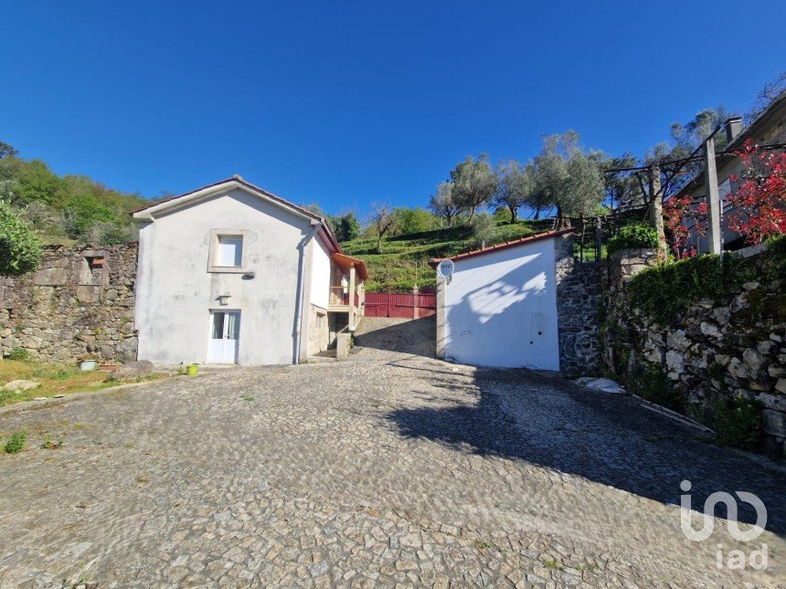 Maison T2 à Labruja de 175 m²