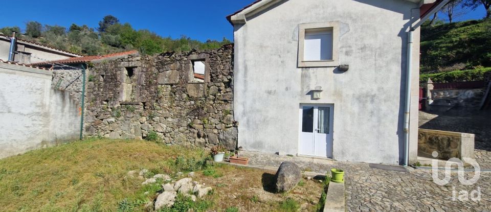 Maison T2 à Labruja de 175 m²