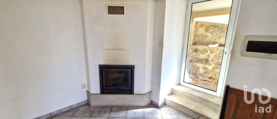 Maison T2 à Labruja de 175 m²