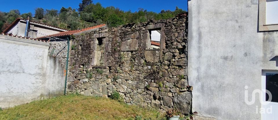 Maison T2 à Labruja de 175 m²