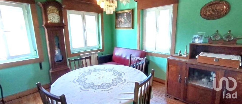 Maison T4 à Vila e Roussas de 228 m²