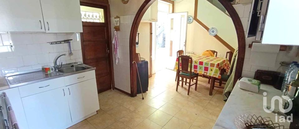 Maison T4 à Vila e Roussas de 228 m²