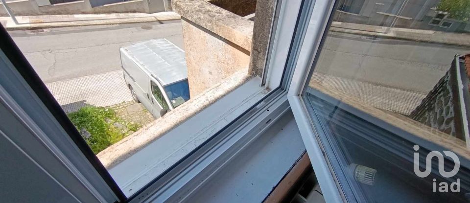 Maison T4 à Vila e Roussas de 228 m²