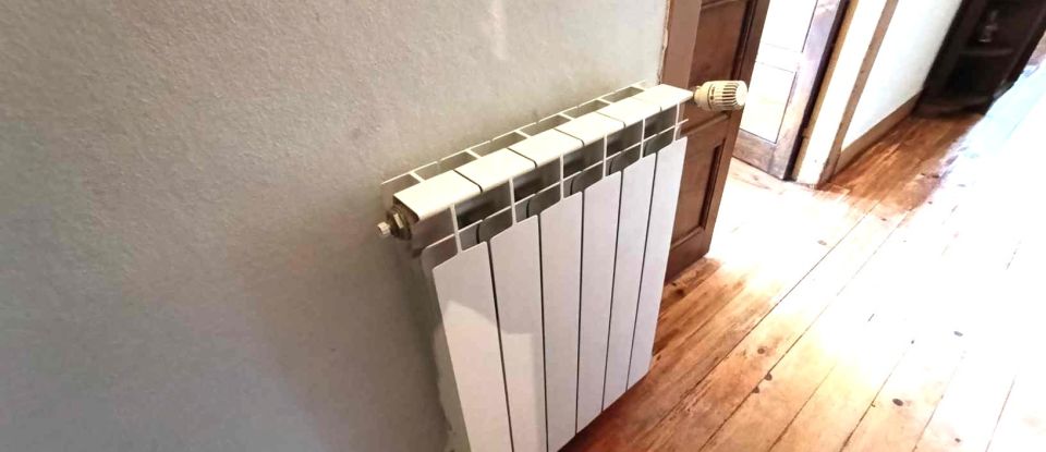 Maison T4 à Vila e Roussas de 228 m²