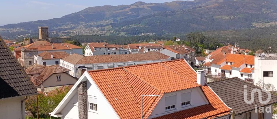 Maison T4 à Vila e Roussas de 228 m²