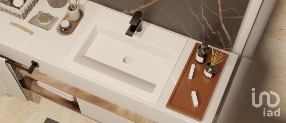 Apartment T2 in São Martinho of 104 m²