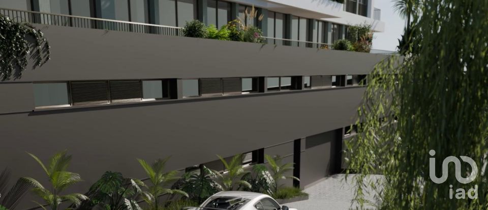 Apartment T2 in São Martinho of 104 m²