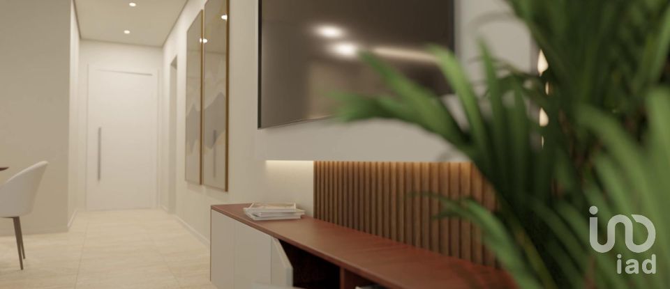 Apartment T2 in São Martinho of 104 m²