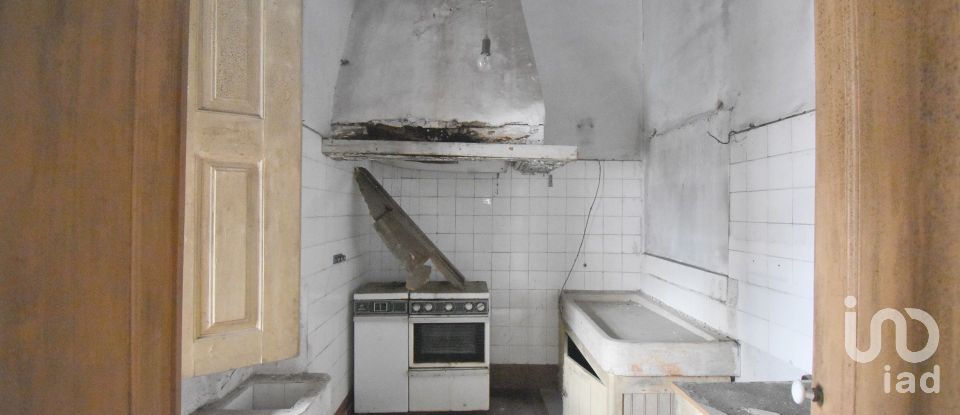 Casa tradicional T6 em Lousã e Vilarinho de 261 m²