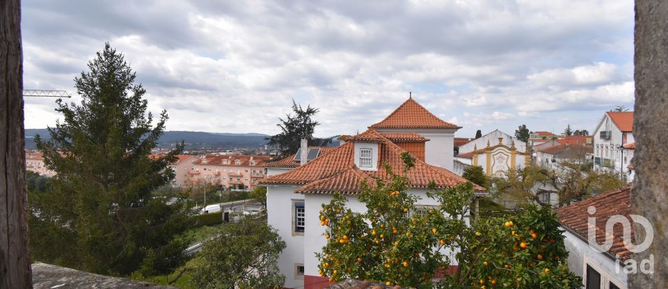Casa tradicional T6 em Lousã e Vilarinho de 261 m²