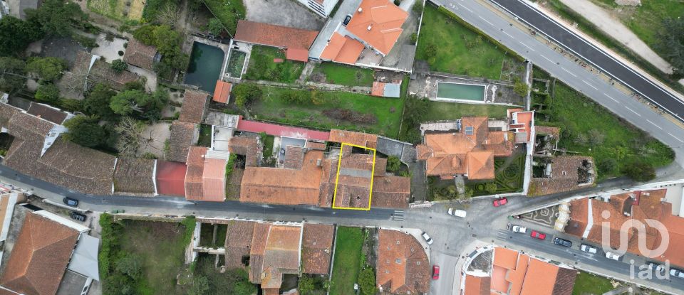 Casa tradicional T6 em Lousã e Vilarinho de 261 m²