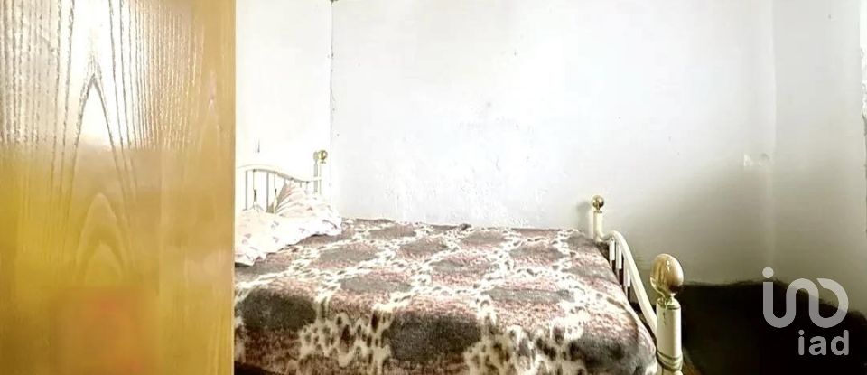 Moradia T4 em Oura de 144 m²