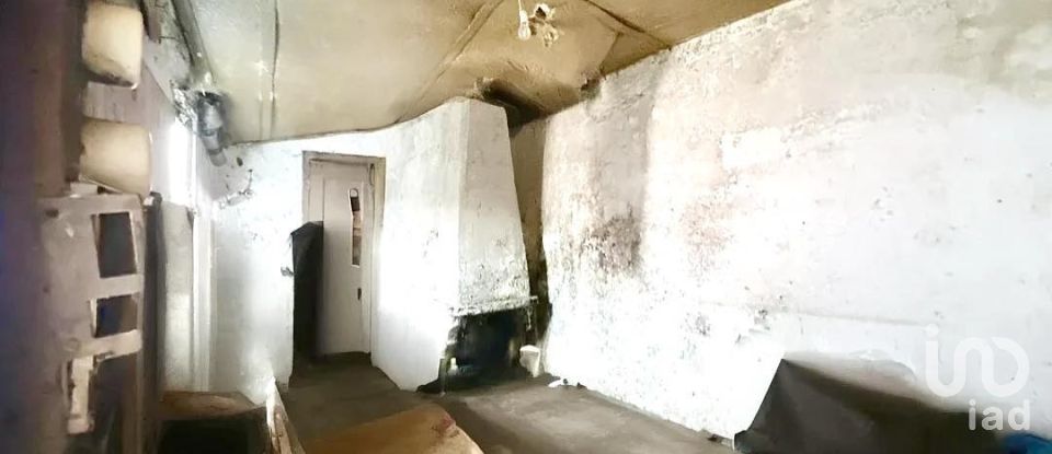 Moradia T4 em Oura de 144 m²