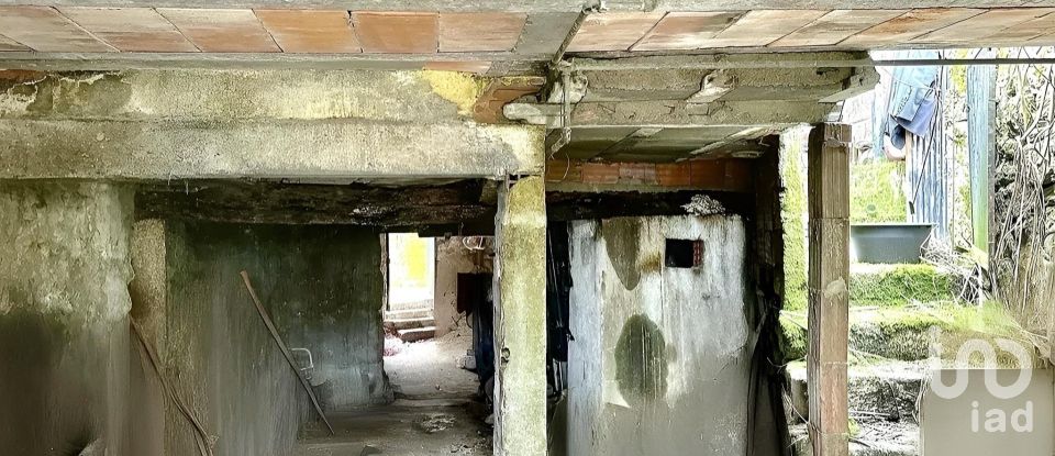 Moradia T4 em Oura de 144 m²