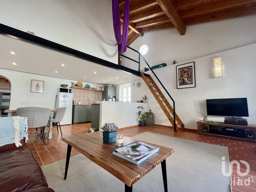 Maison de ville T3 à Bensafrim e Barão de São João de 95 m²