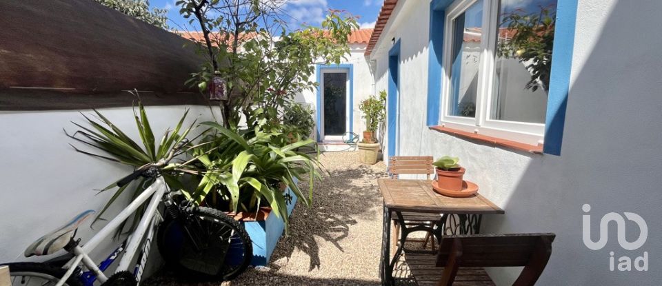 Maison de ville T3 à Bensafrim e Barão de São João de 95 m²