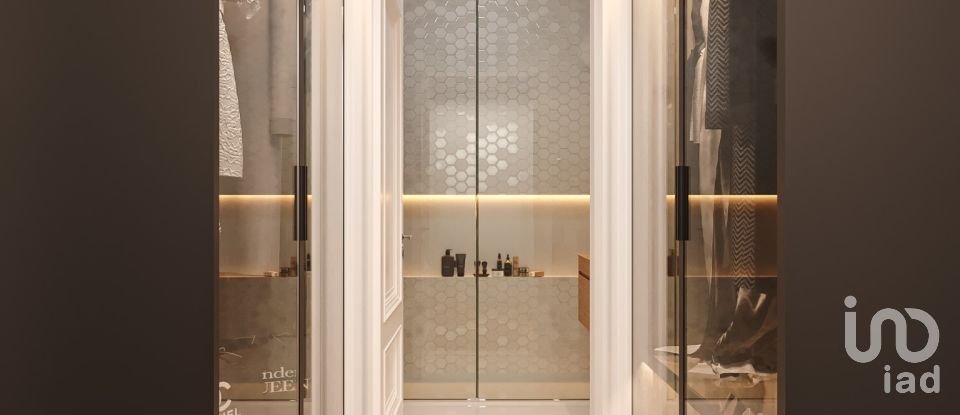 Moradia T4 em Estômbar e Parchal de 250 m²