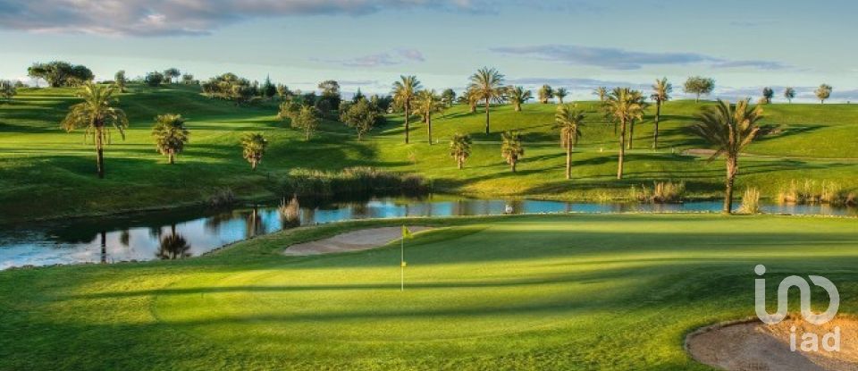 Moradia T4 em Estômbar e Parchal de 250 m²