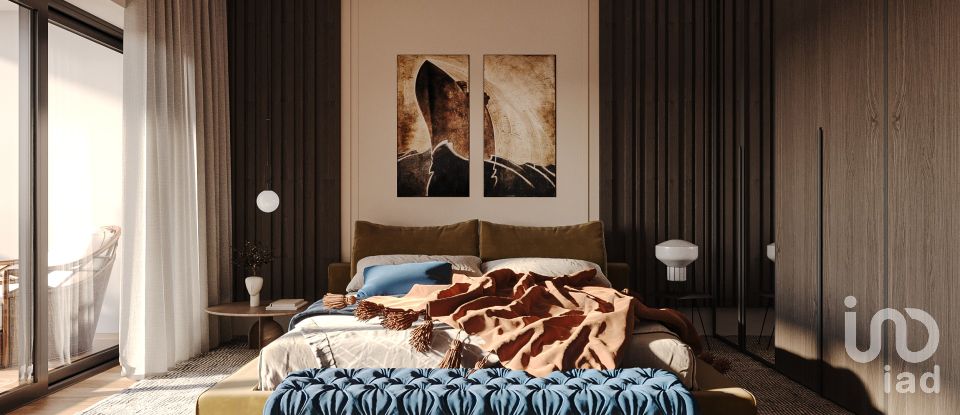 Moradia T4 em Estômbar e Parchal de 250 m²