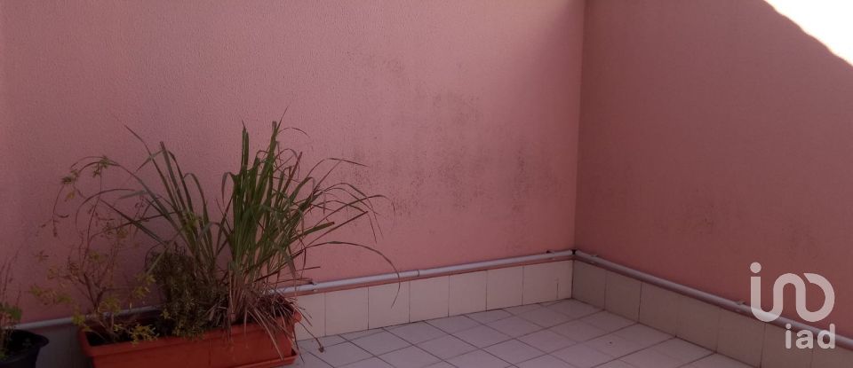 Boutique/Local commercial à Pinhal Novo de 68 m²