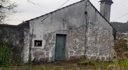 Maison traditionnelle T3 à Ardegão, Freixo e Mato de 117 m²