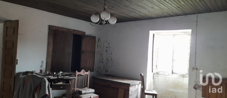 Traditional house T3 in Ardegão, Freixo e Mato of 117 m²