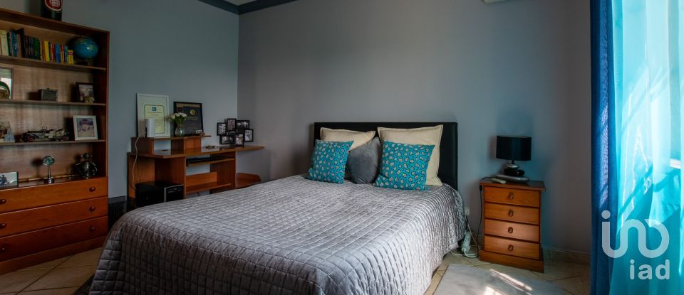 Ferme T4 à Alcantarilha e Pêra de 207 m²