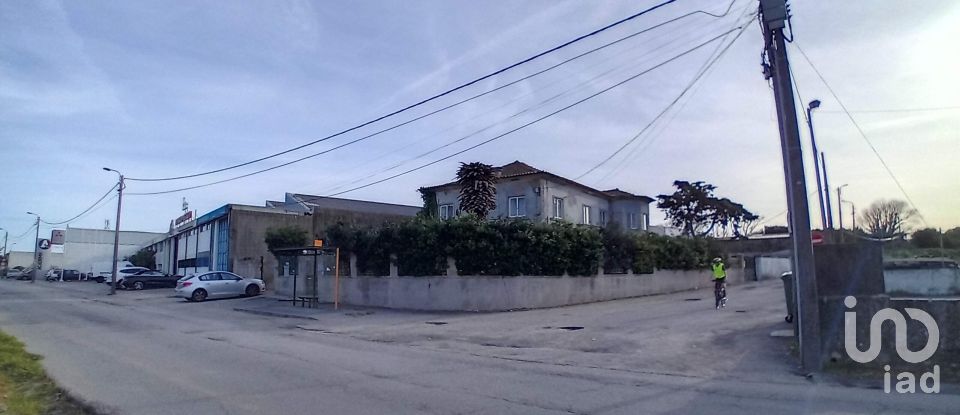 Maison T4 à Espinho de 230 m²