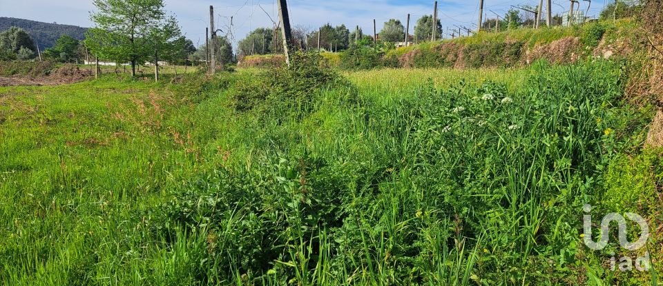 Terreno em Dossãos de 1 522 m²