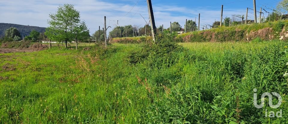 Terreno em Dossãos de 1 522 m²