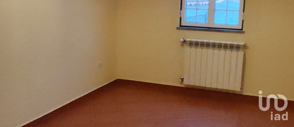 Lodge T4 in Oliveira do Hospital e São Paio de Gramaços of 109 m²