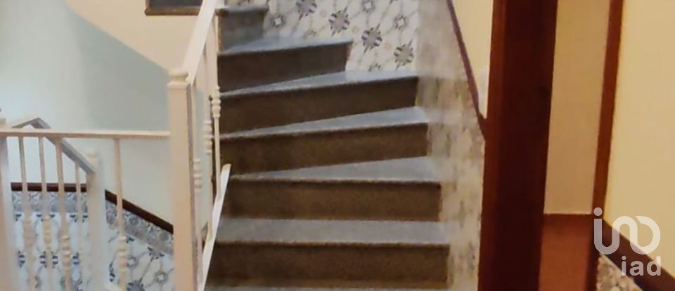 Lodge T4 in Oliveira do Hospital e São Paio de Gramaços of 109 m²