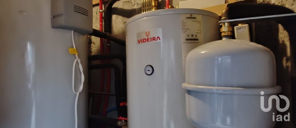 Lodge T4 in Oliveira do Hospital e São Paio de Gramaços of 109 m²