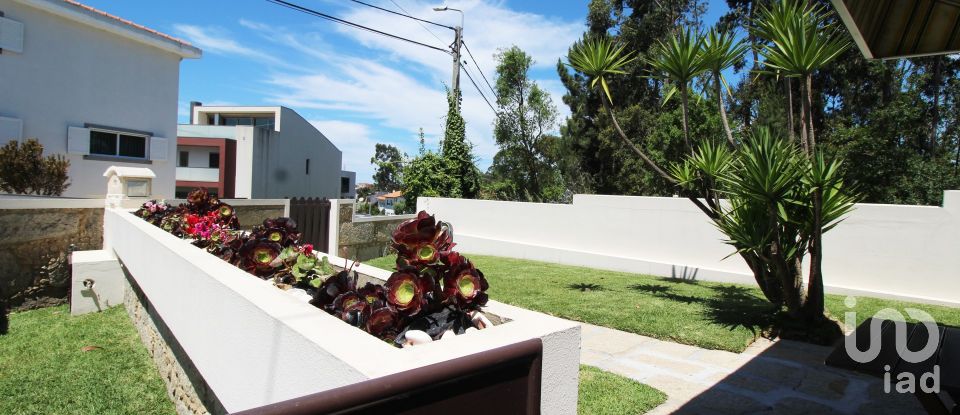 Maison T5 à Anta E Guetim de 619 m²