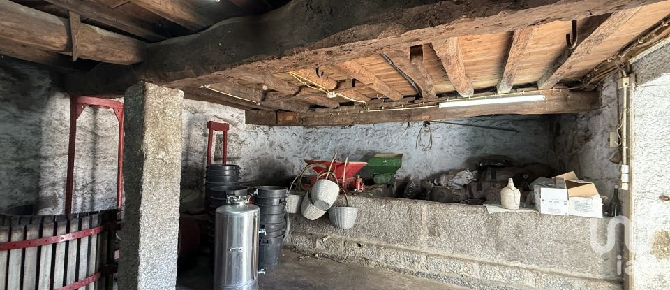 Moradia T11 em Vila Cova da Lixa e Borba de Godim de 1 272 m²