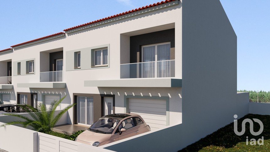 Moradia T3 em Atouguia da Baleia de 128 m²